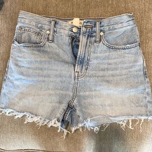 Madewell - “The Perfect Jean Short”